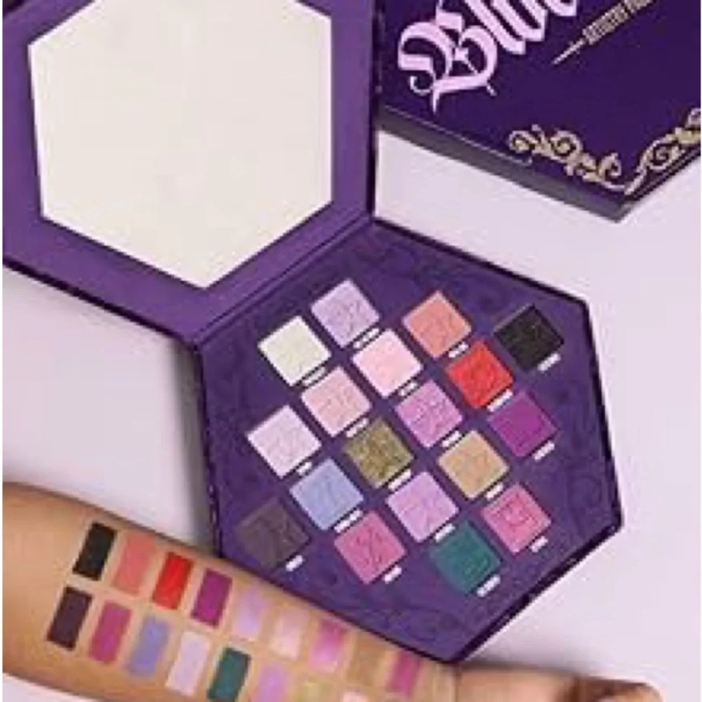 NIB Jeffree Star Blood Lust Artistry Palette eye shadow - Picture 6 of 6